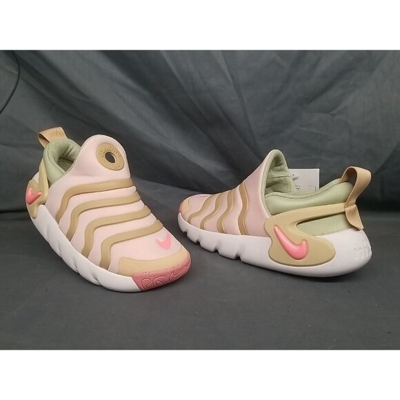 Nike Girls Dynamo Go (PS) Athletic Sneakers Slip-On Pink Size 6 DISPLAY MODEL! - Picture 1 of 9